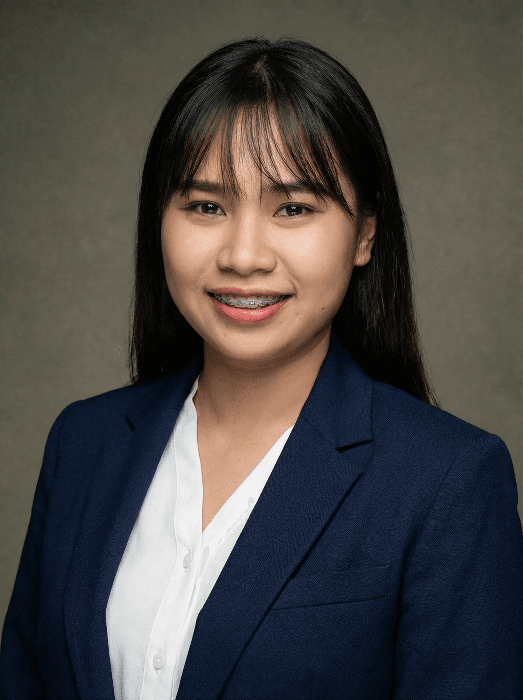Ally (Thipsuda) Pueingsawang
